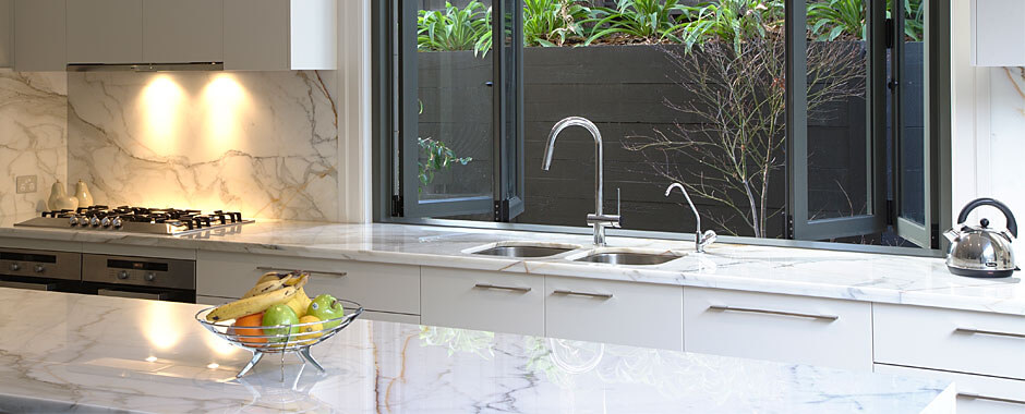 Bi-Fold Windows 3